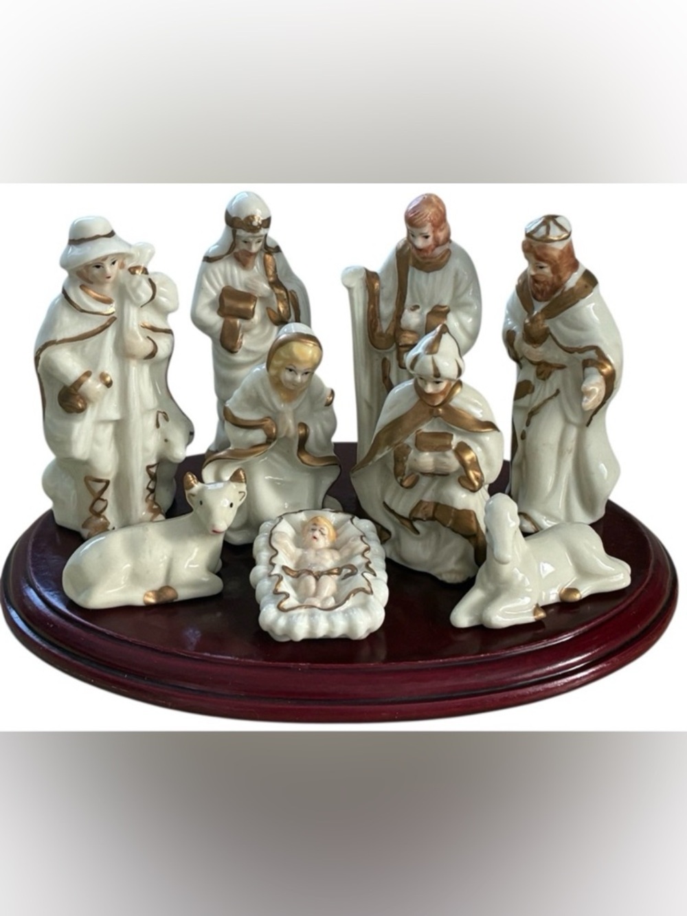 VINTAGE PORCELAIN NATIVITY SCENE CHRISTMAS DECOR ORNAMENT DISPLAY